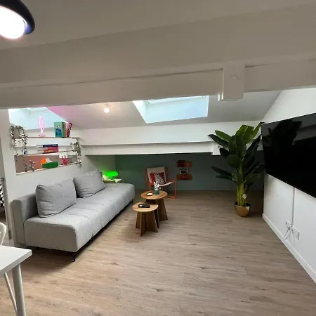 Le St Martin-parking-airbus-airport-4 People Apartment